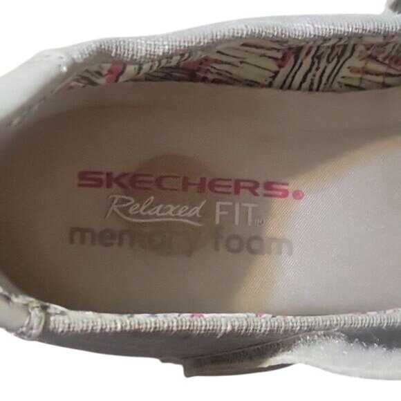 Skechers Relaxed Fit Mary Jane‎ Shoes 9 Beige Fabric Comfort Sole beach walkng - Picture 8 of 9
